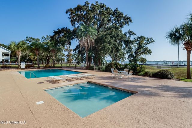 520 Beach Boulevard, 501, Biloxi, MS 39530