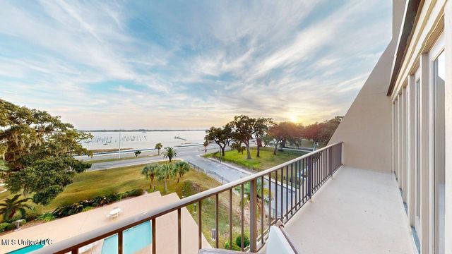 520 Beach Boulevard, 501, Biloxi, MS 39530