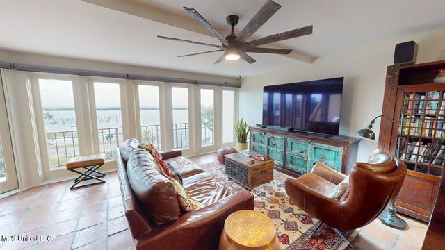 520 Beach Boulevard, 501, Biloxi, MS 39530