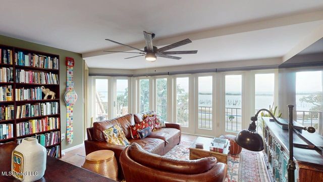 520 Beach Boulevard, 501, Biloxi, MS 39530