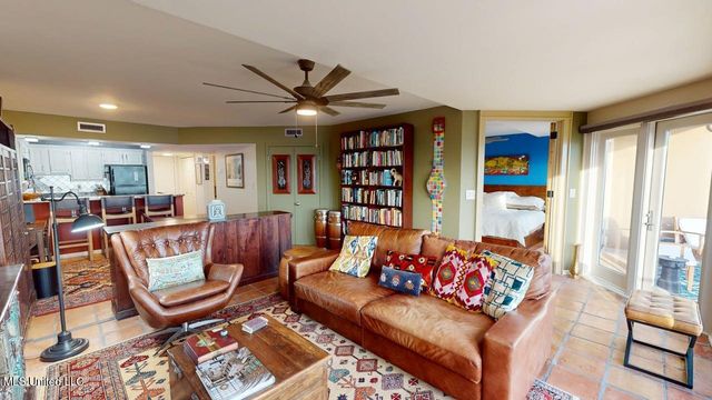 520 Beach Boulevard, 501, Biloxi, MS 39530