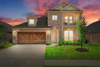 1121 Snowy Owl Drive, Alvarado, TX 76009