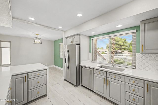 7405 N VIA CAMELLO DEL NORTE -- 134, Scottsdale, AZ 85258