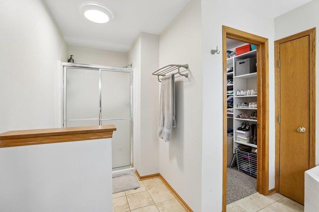 4230 Redtail Pass, Middleton, WI 53562