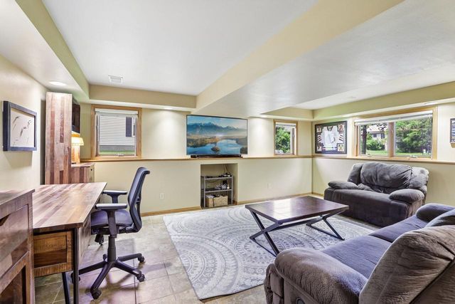 4230 Redtail Pass, Middleton, WI 53562