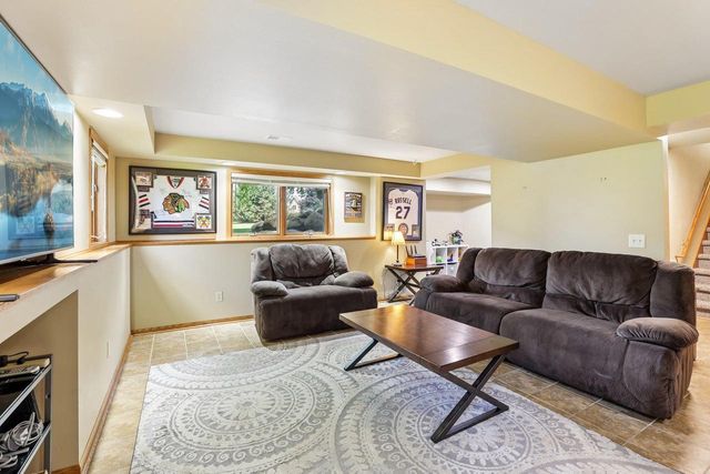 4230 Redtail Pass, Middleton, WI 53562