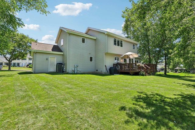 4230 Redtail Pass, Middleton, WI 53562
