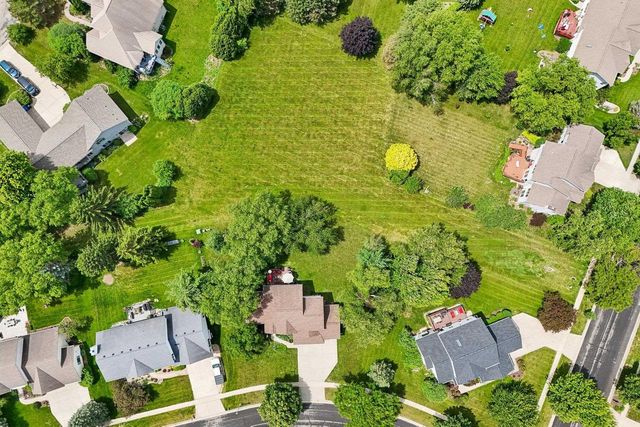 4230 Redtail Pass, Middleton, WI 53562