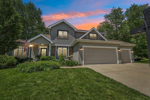 4230 Redtail Pass, Middleton, WI 53562
