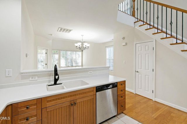 807 Swan Neck Lane, Raleigh, NC 27615