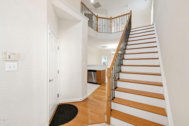 807 Swan Neck Lane, Raleigh, NC 27615