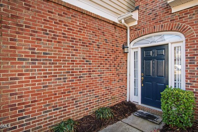 807 Swan Neck Lane, Raleigh, NC 27615