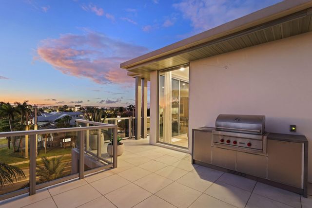 1625 S Ocean Boulevard 11, Delray Beach, FL 33483