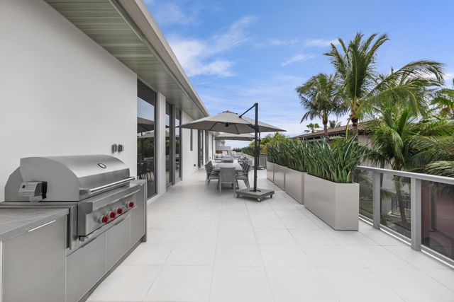 1625 S Ocean Boulevard 11, Delray Beach, FL 33483