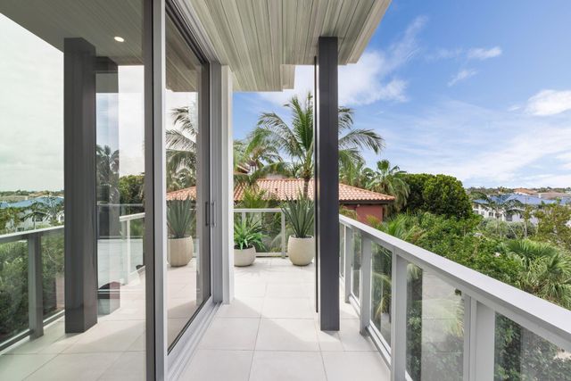 1625 S Ocean Boulevard 11, Delray Beach, FL 33483