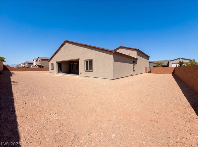 8219 Gusty Brook Street, Las Vegas, NV 89113