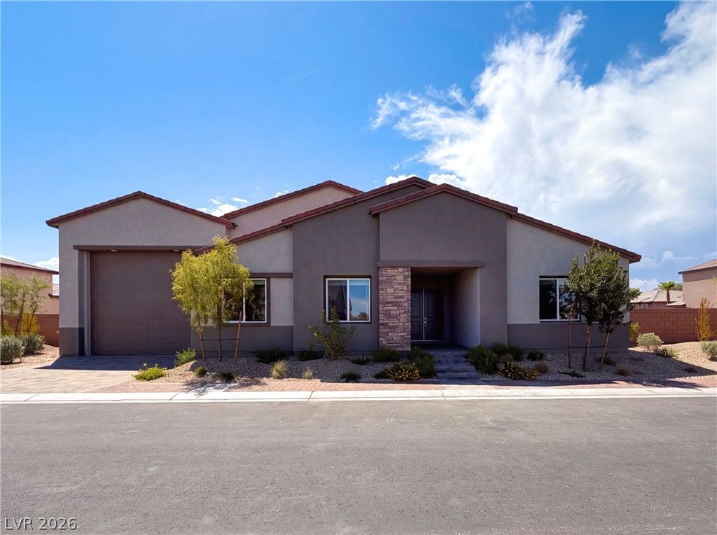 8219 Gusty Brook Street, Las Vegas, NV 89113