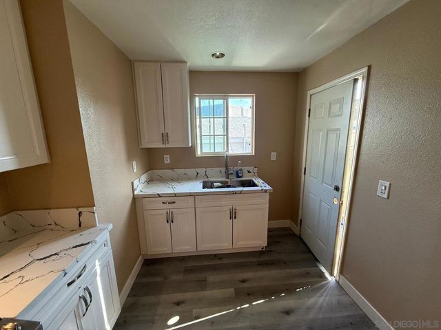 1721 29 Commercial St, San Diego, CA 92113