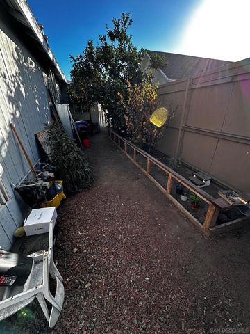 1721 29 Commercial St, San Diego, CA 92113