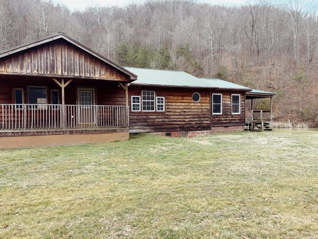 106 Honda Lane, Flat Lick, KY 40935