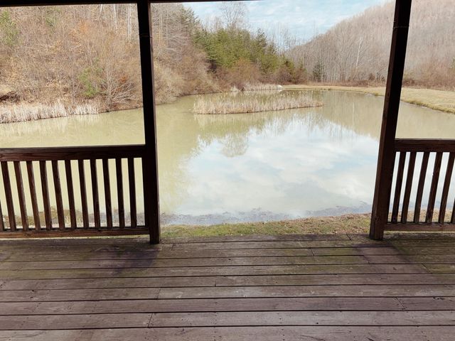 106 Honda Lane, Flat Lick, KY 40935