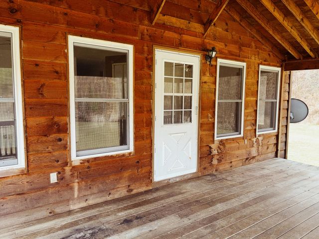 106 Honda Lane, Flat Lick, KY 40935