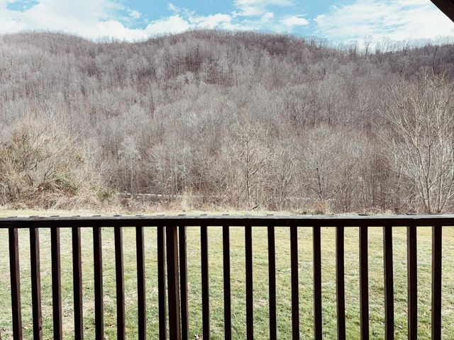 106 Honda Lane, Flat Lick, KY 40935