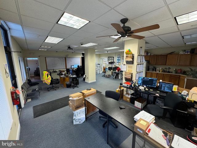 4601 LEEDS AVE, Baltimore, MD 21229