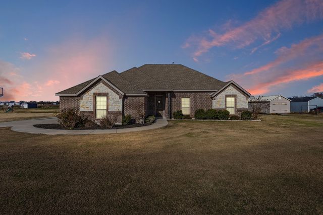 4608 County Road 2714, Caddo Mills, TX 75135