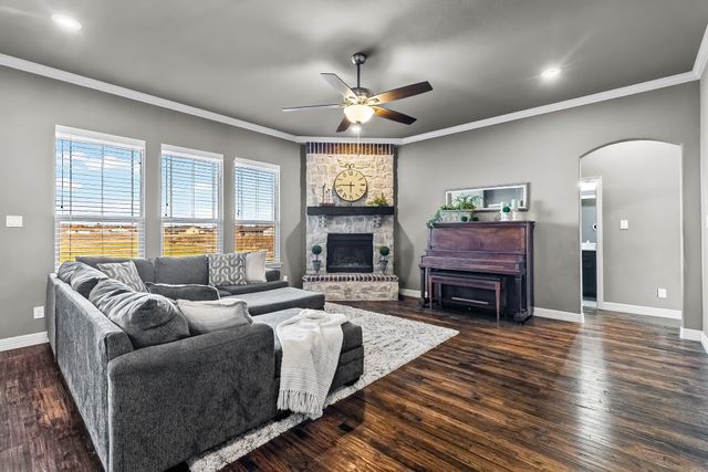 4608 County Road 2714, Caddo Mills, TX 75135