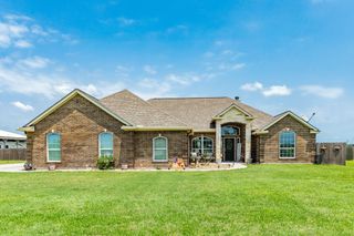 920 Quarter Horse Trail, Angleton, TX 77515