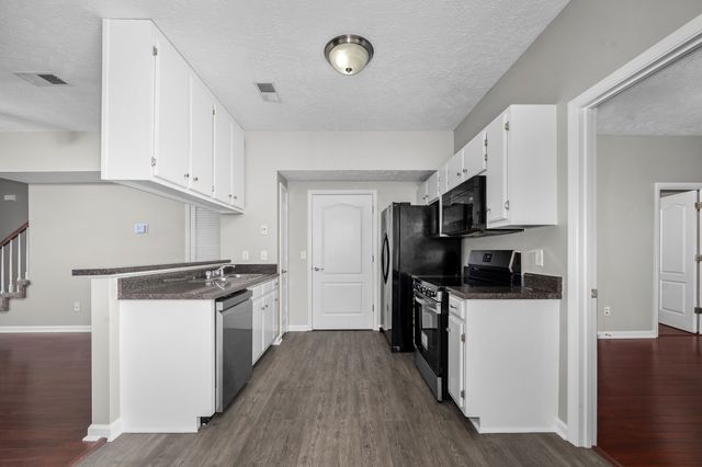 2634 Sewanee Pl, Murfreesboro, TN 37128
