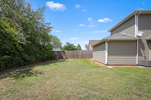 2634 Sewanee Pl, Murfreesboro, TN 37128
