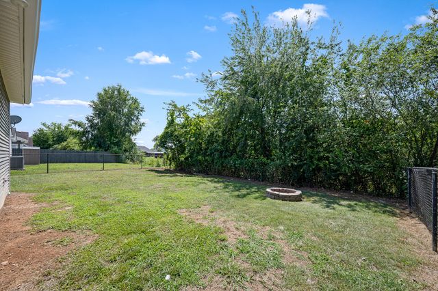 2634 Sewanee Pl, Murfreesboro, TN 37128