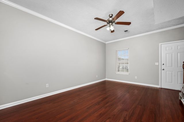 2634 Sewanee Pl, Murfreesboro, TN 37128