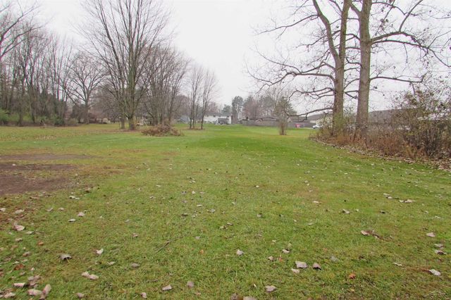 130 Bacon Road, Saginaw, MI 48609