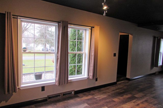 130 Bacon Road, Saginaw, MI 48609