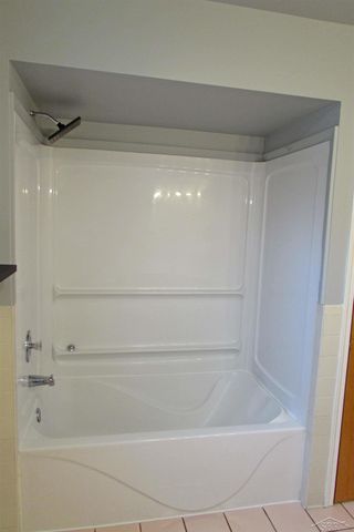 130 Bacon Road, Saginaw, MI 48609