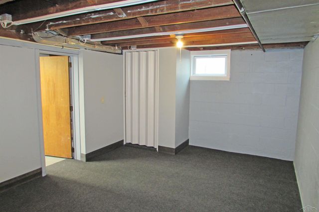 130 Bacon Road, Saginaw, MI 48609