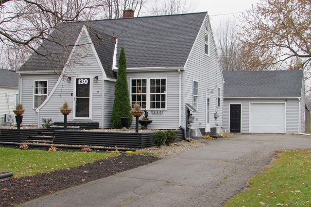 130 Bacon Road, Saginaw, MI 48609
