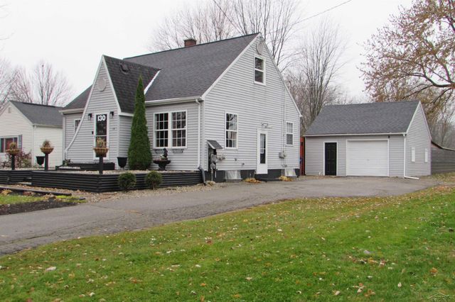 130 Bacon Road, Saginaw, MI 48609