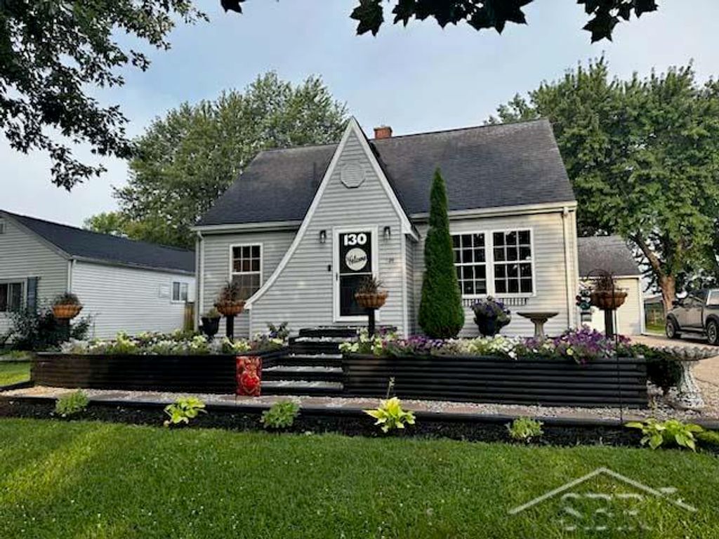 130 Bacon Road, Saginaw, MI 48609