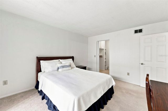 2625 STATE ROAD 590 1332, Clearwater, FL 33759