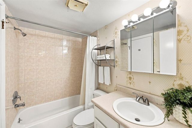 2625 STATE ROAD 590 1332, Clearwater, FL 33759