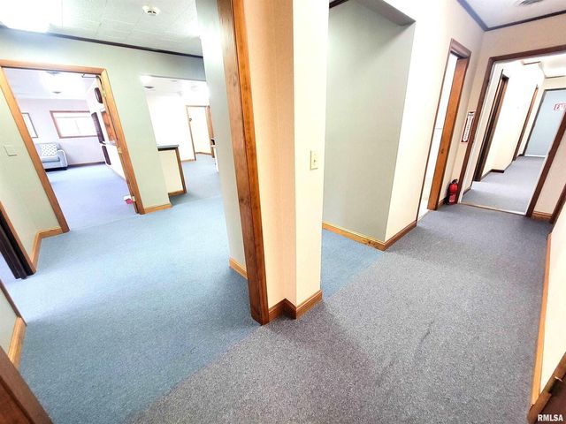 119 W 2ND Street, Flora, IL 62839