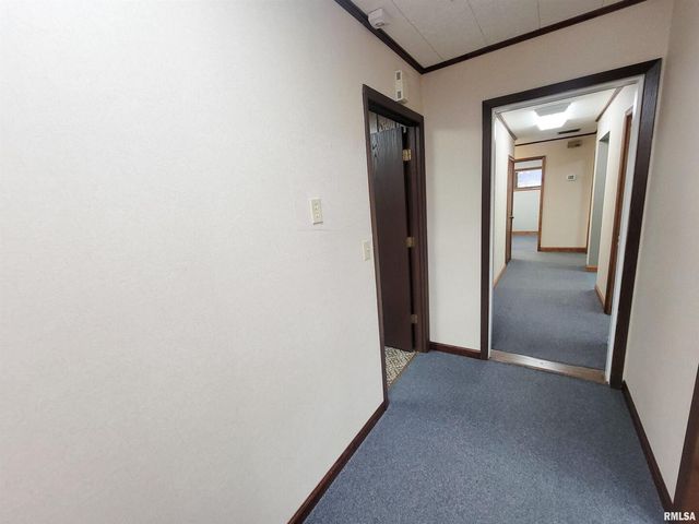 119 W 2ND Street, Flora, IL 62839