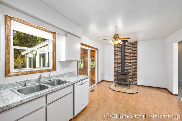 1695 160th Avenue, Deerfield Twp, MI 49336