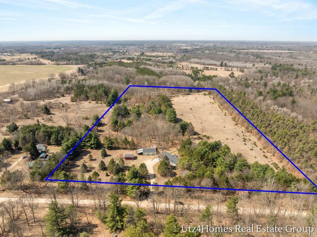 1695 160th Avenue, Deerfield Twp, MI 49336