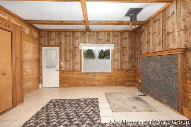 1695 160th Avenue, Deerfield Twp, MI 49336