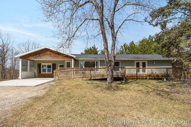 1695 160th Avenue, Deerfield Twp, MI 49336